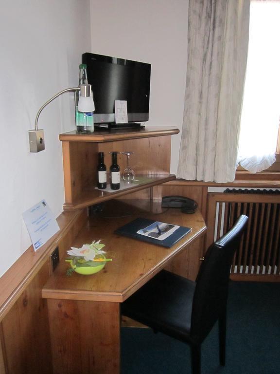 Hotel Zum Kreuz Aarau Luaran gambar