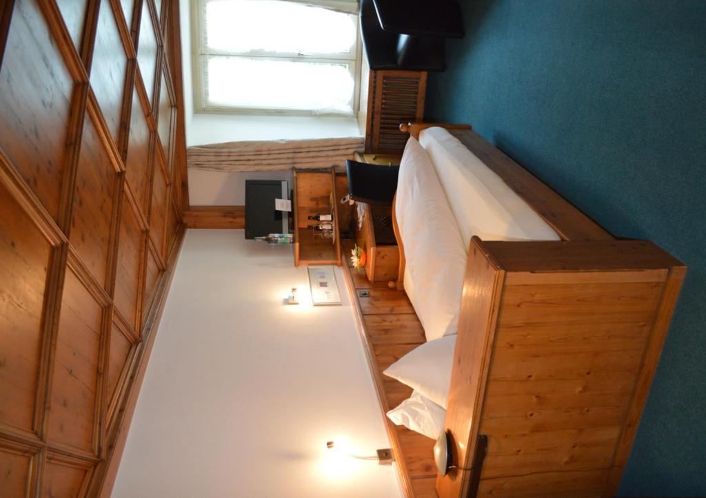Hotel Zum Kreuz Aarau Bilik gambar