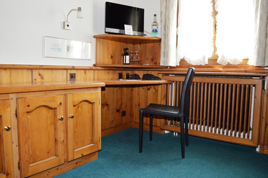 Hotel Zum Kreuz Aarau Bilik gambar